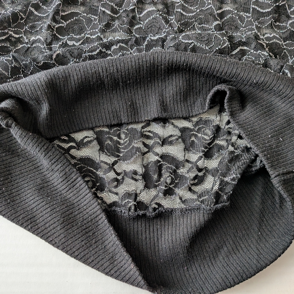 Body Central Black Sheer Lace Top Women's - Picture 11 of 12